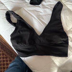 Lululemon black align v neck bra
